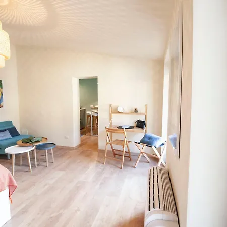 Monti 39 - By Myhomeincomo