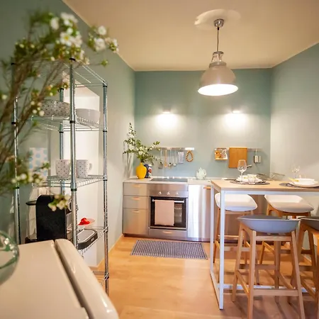 Apartman Monti 39 - By Myhomeincomo