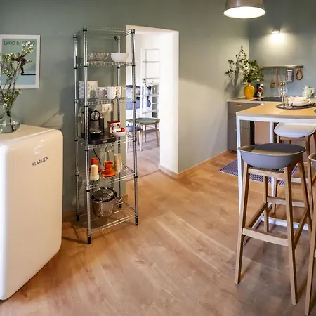 Apartman Monti 39 - By Myhomeincomo