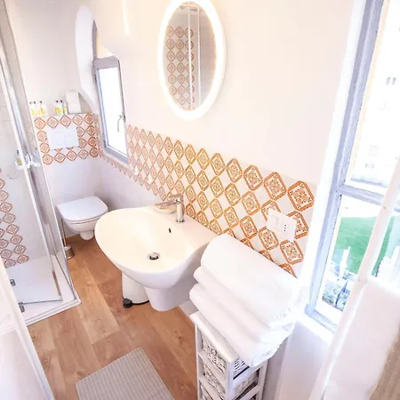 Apartman Monti 39 - By Myhomeincomo Como