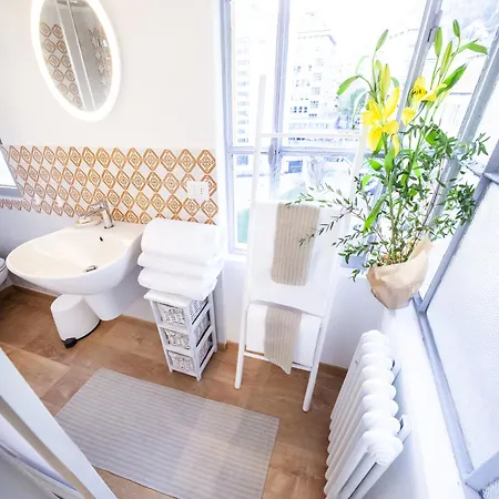 Apartman Monti 39 - By Myhomeincomo